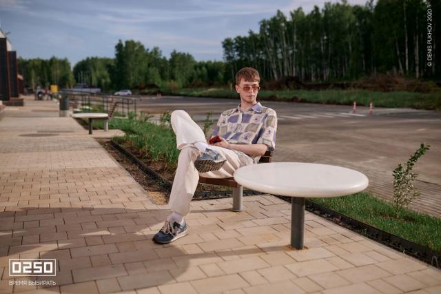 Круглый уличный стол Рондо 2ГК белый кварц