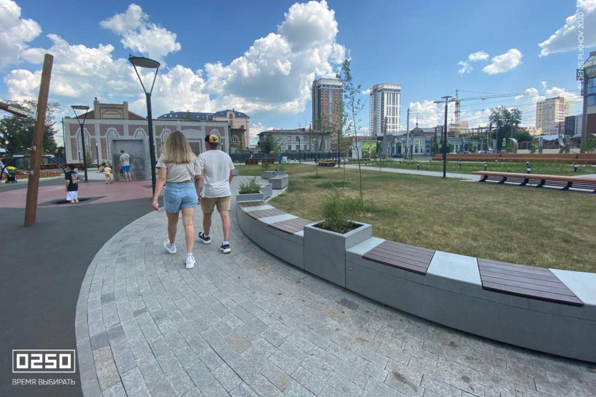 Модульная скамейка дуговая