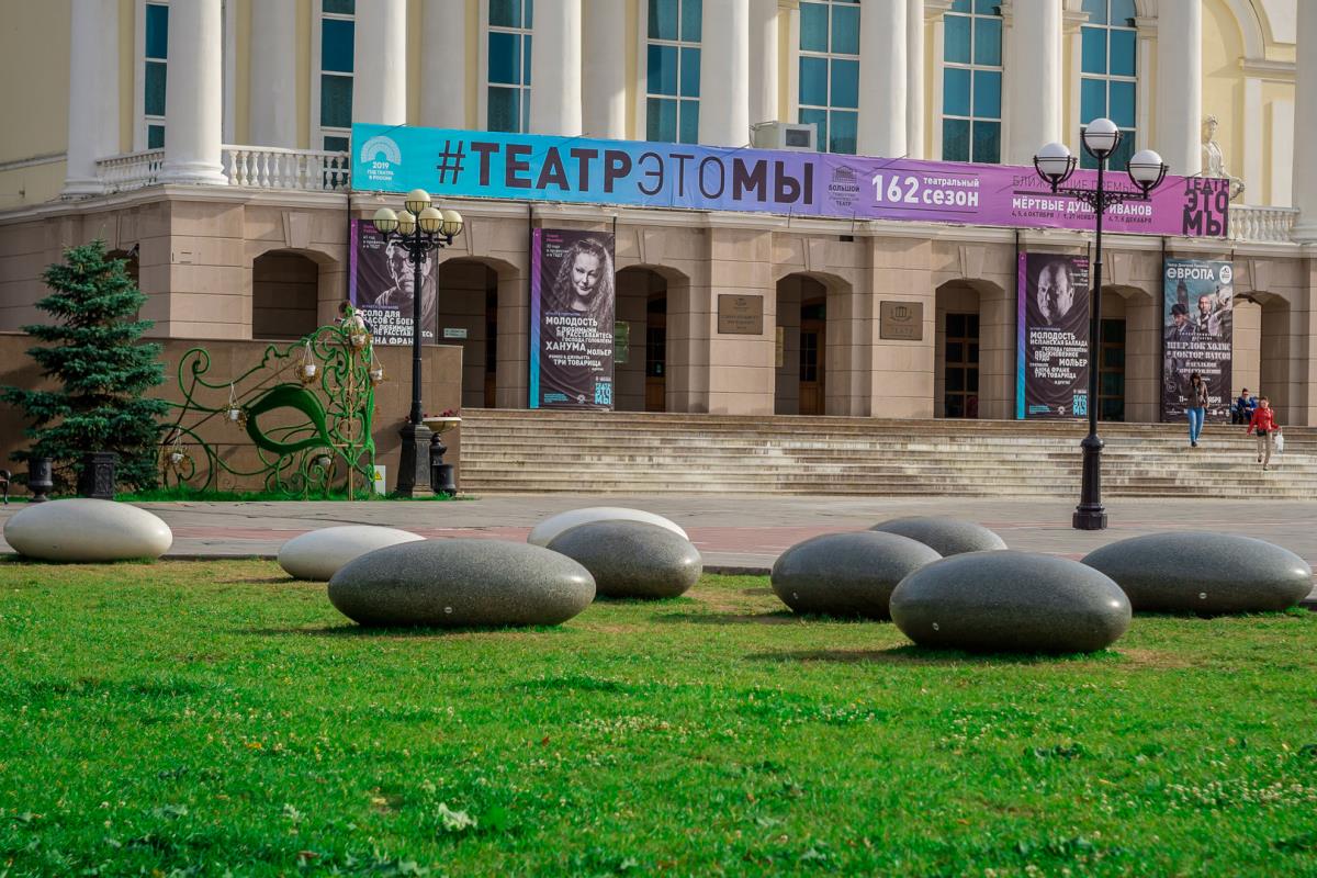 Экстерьер: арт-пространство на площади 400-летия Тюмени 0250.ru