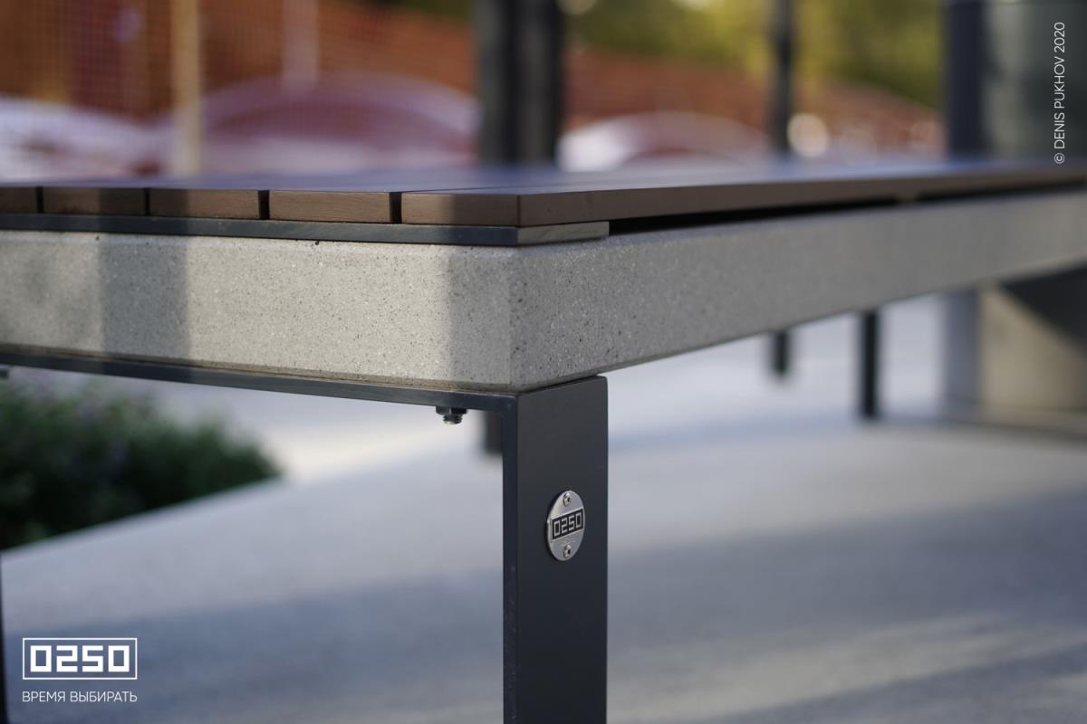 Парковая скамейка на алюминиевых ножках серый графит